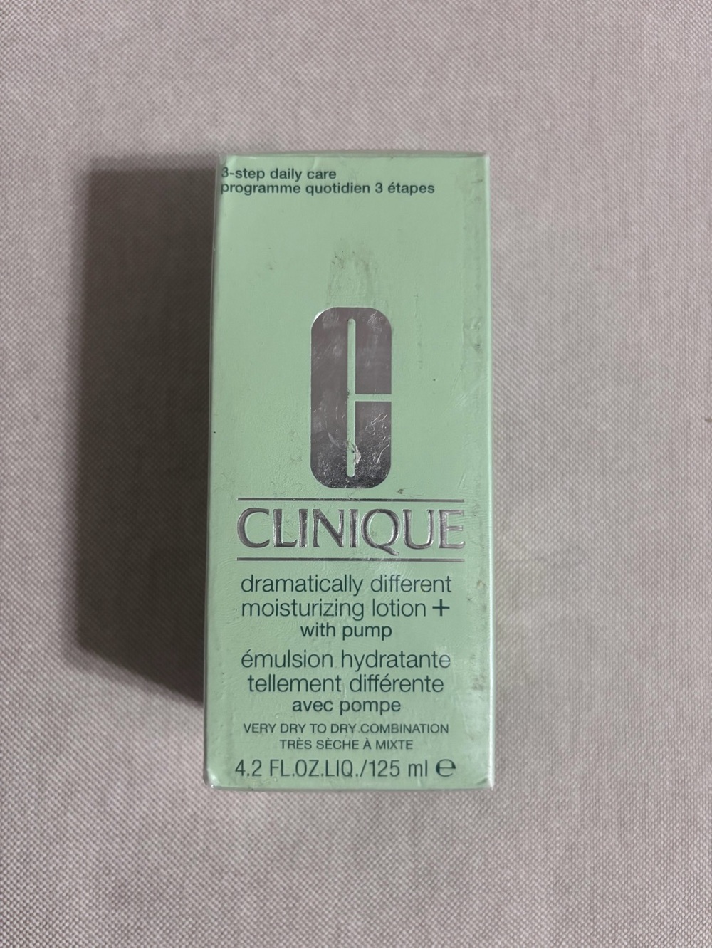 NEW Clinique Dramatically Different Moisturizing Lotion 4.2 fl. Oz.